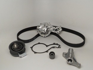 Gates Engine Timing Belt Kit with Water Pump TCKWP317