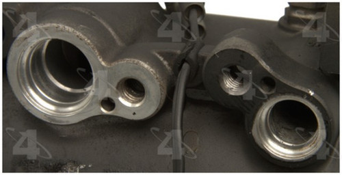 Four Seasons A/C Compressor 77493 - view 2