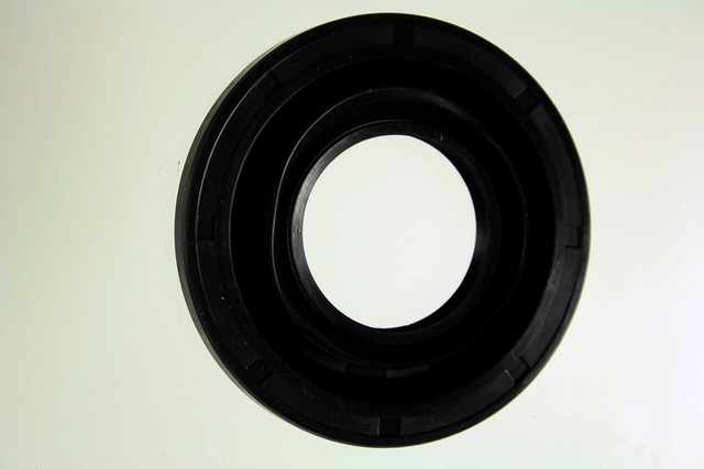 Pioneer Automotive Industries Automatic Transmission Differential Seal P/N:759165