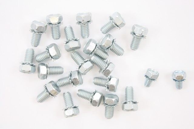 Pioneer Automotive Industries Engine Oil Pan Bolt Set P/N:S-1101