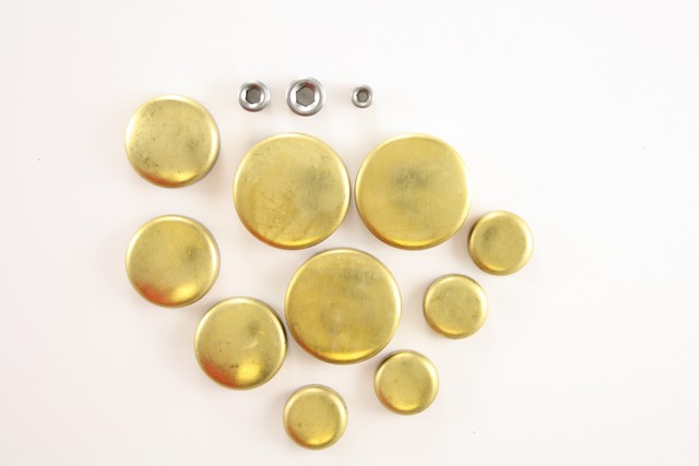 Pioneer Automotive Industries Engine Expansion Plug Kit P/N:PE-186-BR