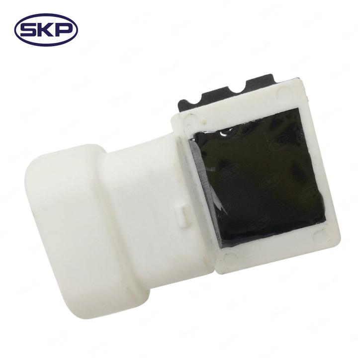 SKP Engine Crankshaft Position Sensor P/N:SK907778