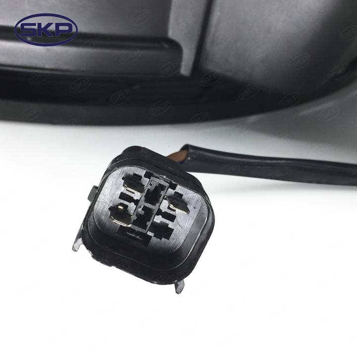 SKP A/C Condenser Fan Assembly P/N:SK621213