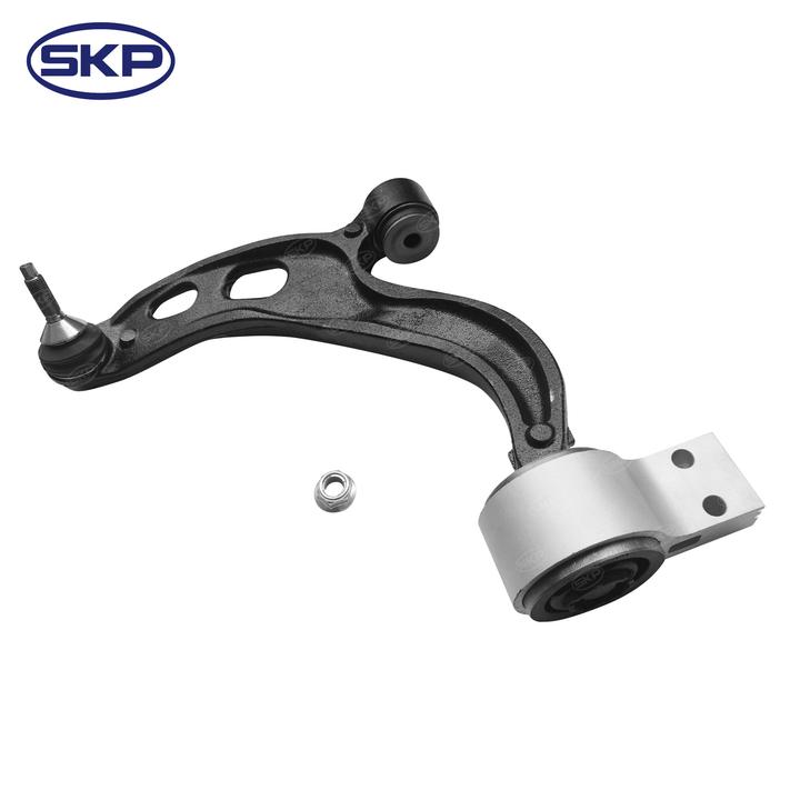 SKP Suspension Control Arm and Ball Joint Assembly P/N:SK522031