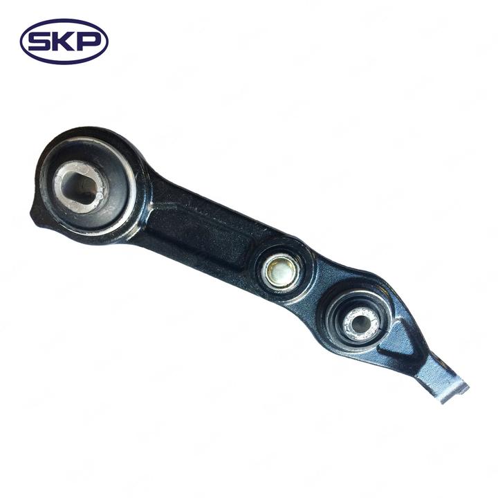SKP Suspension Control Arm and Ball Joint Assembly P/N:SRK620187