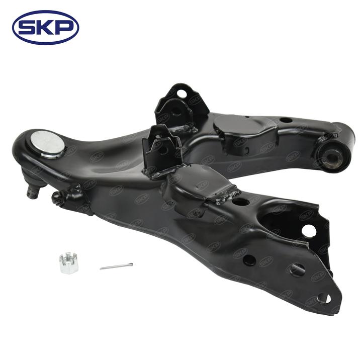 SKP Suspension Control Arm and Ball Joint Assembly P/N:SK521231