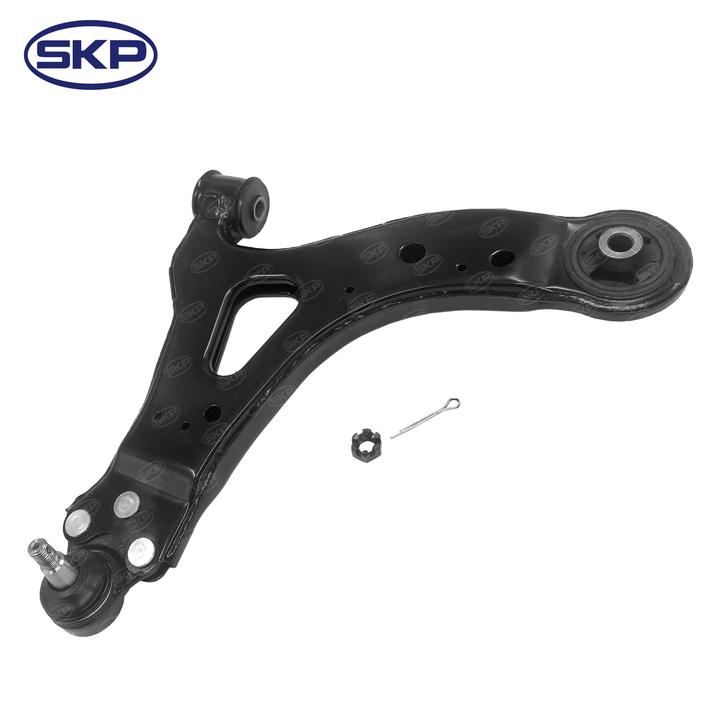 SKP Suspension Control Arm and Ball Joint Assembly P/N:SK522482