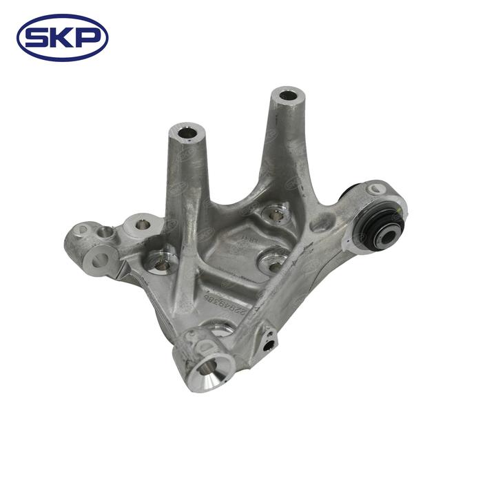 SKP Steering Knuckle P/N:SK697332