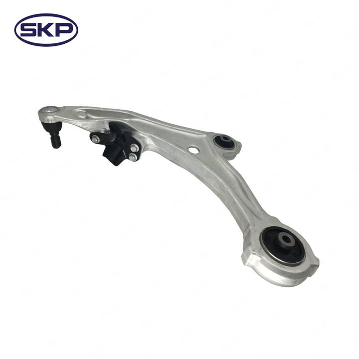 SKP Suspension Control Arm and Ball Joint Assembly P/N:SK521728