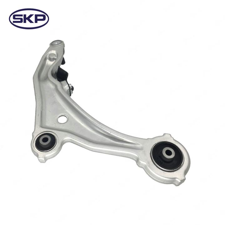 SKP Suspension Control Arm and Ball Joint Assembly P/N:SK521727