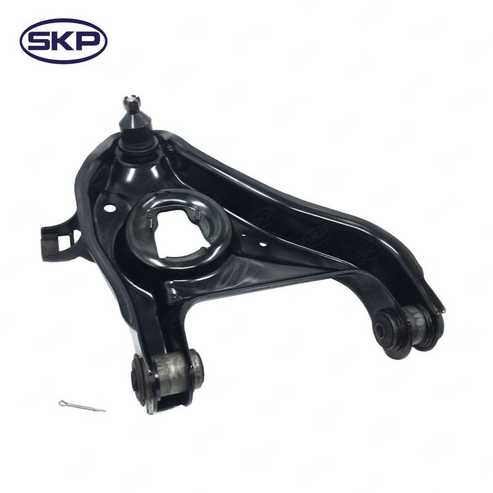 SKP Suspension Control Arm and Ball Joint Assembly P/N:SK520239