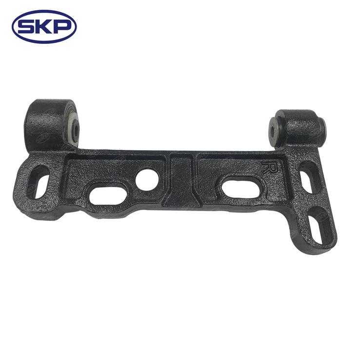 SKP Suspension Control Arm Bushing,Suspension Control Arm Support Bracket P/N:SK641135