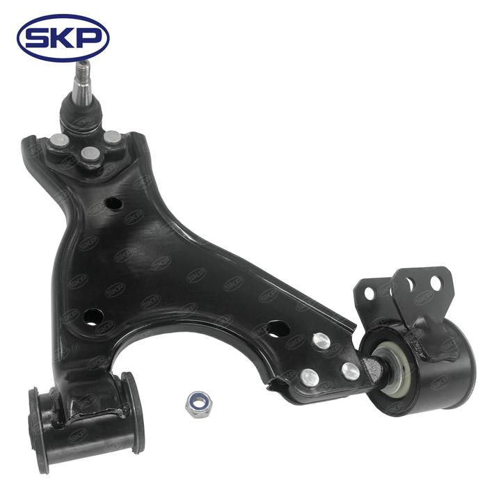 SKP Suspension Control Arm and Ball Joint Assembly P/N:SK522039