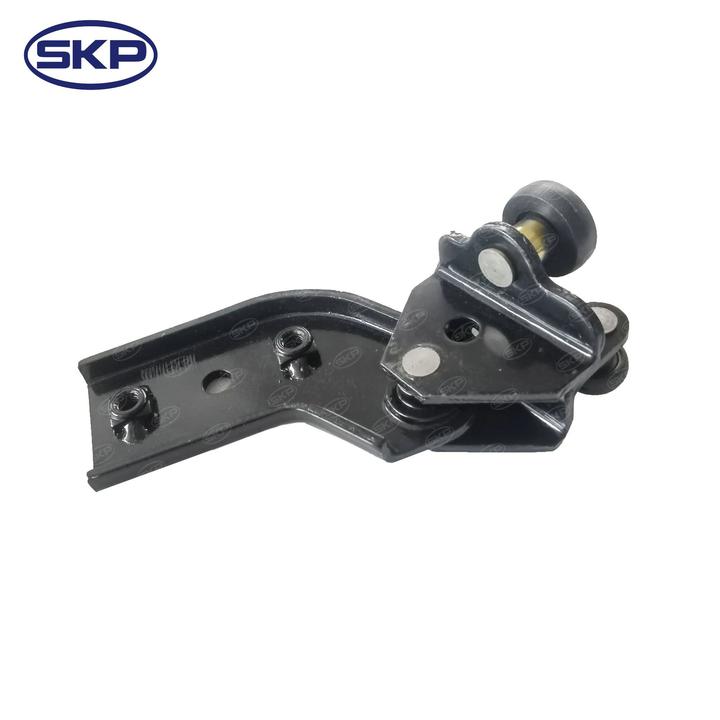 SKP Sliding Door Roller Bracket P/N:SK924143