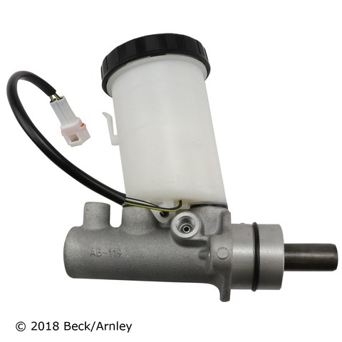 Brake Master Cylinder fits 1999-2005 Suzuki Grand Vitara  BECK/ARNLEY
