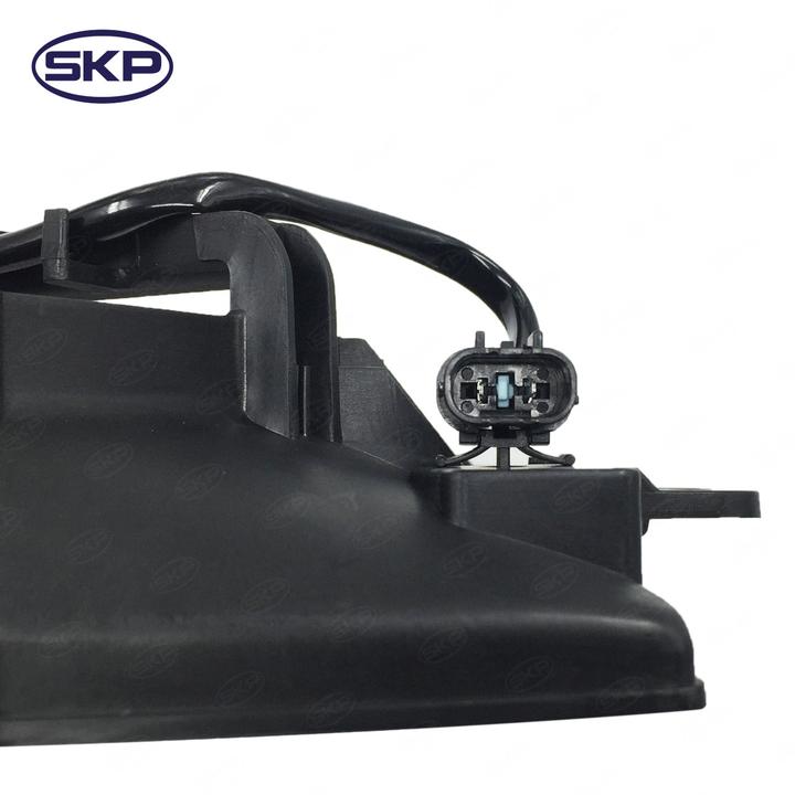 SKP A/C Condenser Fan Assembly P/N:SK620789