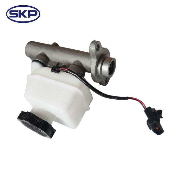 SKP Brake Master Cylinder P/N:SKM131447