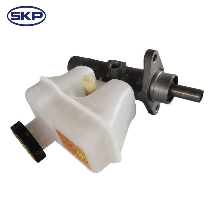 SKP Brake Master Cylinder P/N:SKM630526
