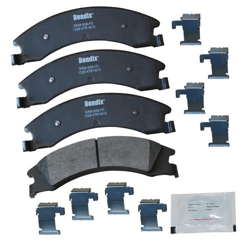 BENDIX PRIORITY 1 Disc Brake Pad Set P/N:CFM1329