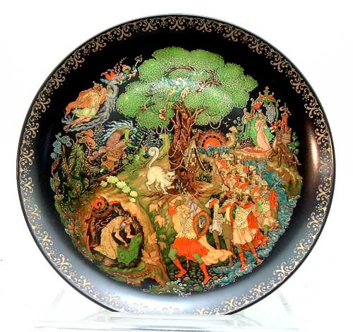 Lukomorye (Лукоморье). Lukomorye is the Russian fictional land where Pushkin discovered the great green oak tree. From Ruslan & Ludmila. 4th plate in the series. 1989.2nd plate in the RUSSiAN LEGENDS Series from the "Vinogradoff Porcelain" collection, issued in 1988. Art for the plate series was created by Roman Belousov. No box and no certificate. Lukomorye (Лукоморье). Lukomorye is the Russian fictional land where Pushkin discovered the great green oak tree. From Ruslan & Ludmila. 4th plate in the series. 1989.2nd plate in the RUSSiAN LEGENDS Series from the "Vinogradoff Porcelain" collection, issued in 1988. Art for the plate series was created by Roman Belousov. No box and no certificate.