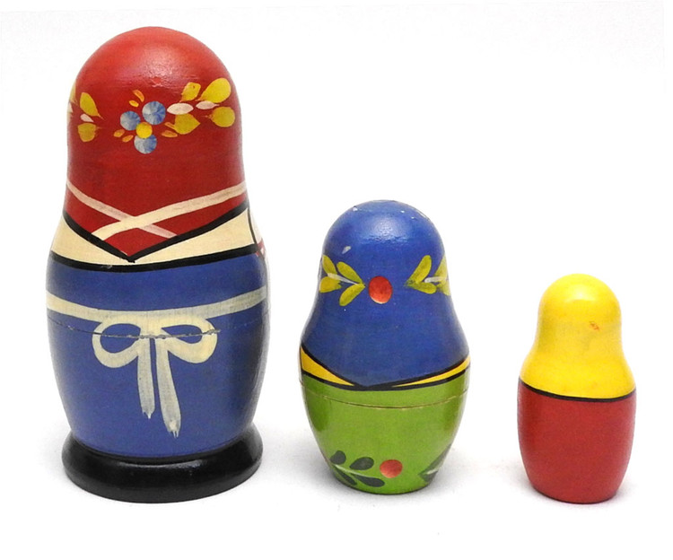 Zagorsk Matryoshka [1980s]. This cute matryoshka doll probably was made in the mid-1980s. The colors are still vibrant and the condition is very good. No retouching has been done on this set. 3 nest, 4¼ to 2".