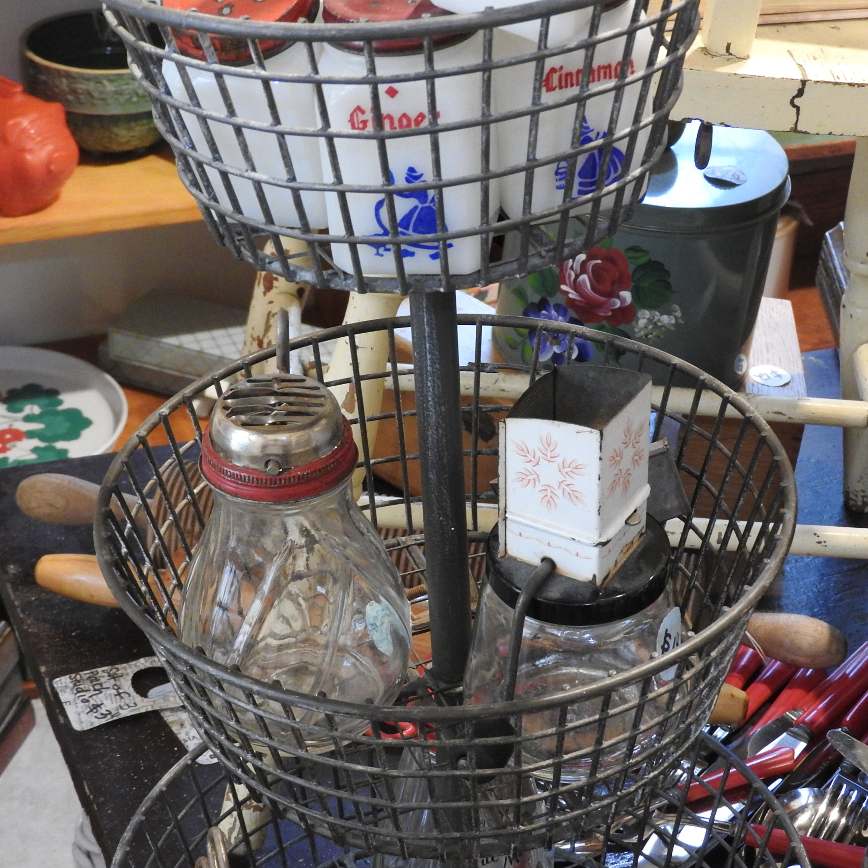 retroDomestic at Maison Russe