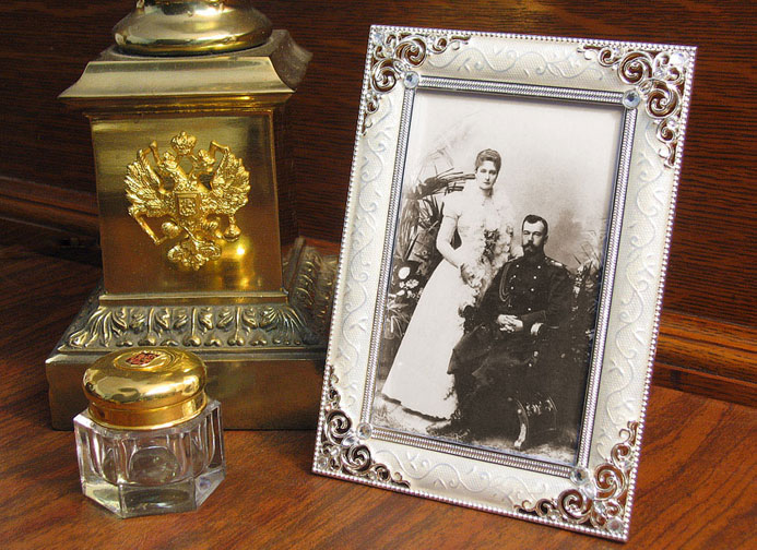 The Impoverished Russian Aristocrat Room Abroad - Maison Russe