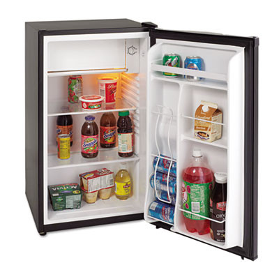 Avanti 3 3 Cu Ft Refrigerator with Chiller Compartment  Black (AVARM3316B)