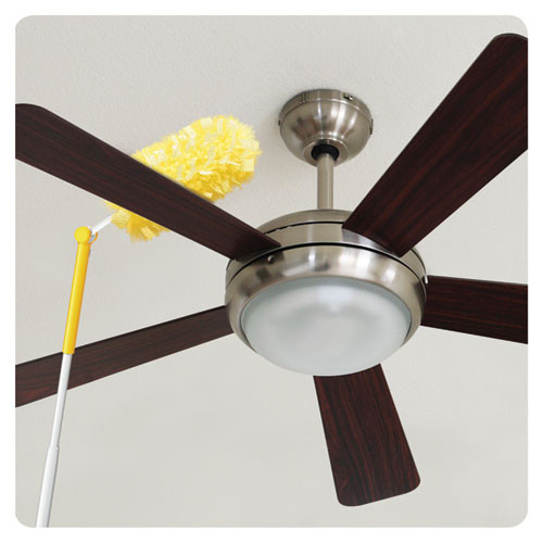 Swiffer Heavy Duty Dusters  Plastic Handle Extends to 3 ft  1 Handle   3 Dusters Kit (PGC82074)