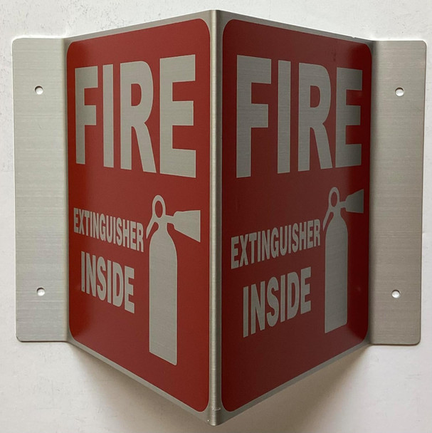 Corridor Fire exitgnsher inside -Fire exitgnsher inside Hallway  -le couloir Line