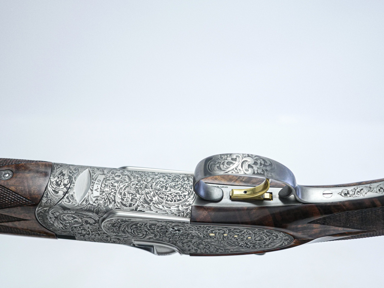A10 - Platinum Ornamental, 12 Gauge Shotgun 28