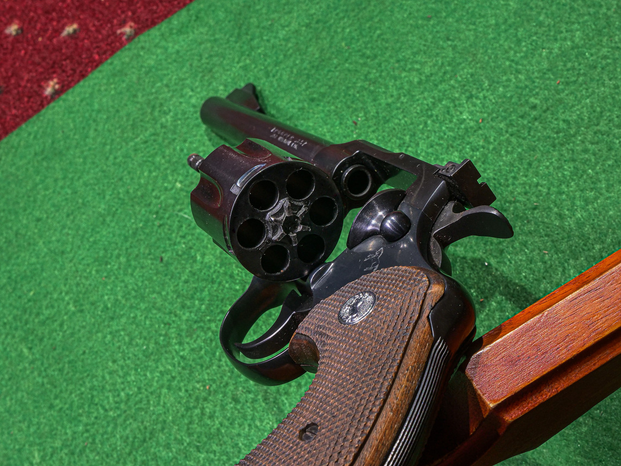Colt - Trooper, Blued, .357 Magnum. 6