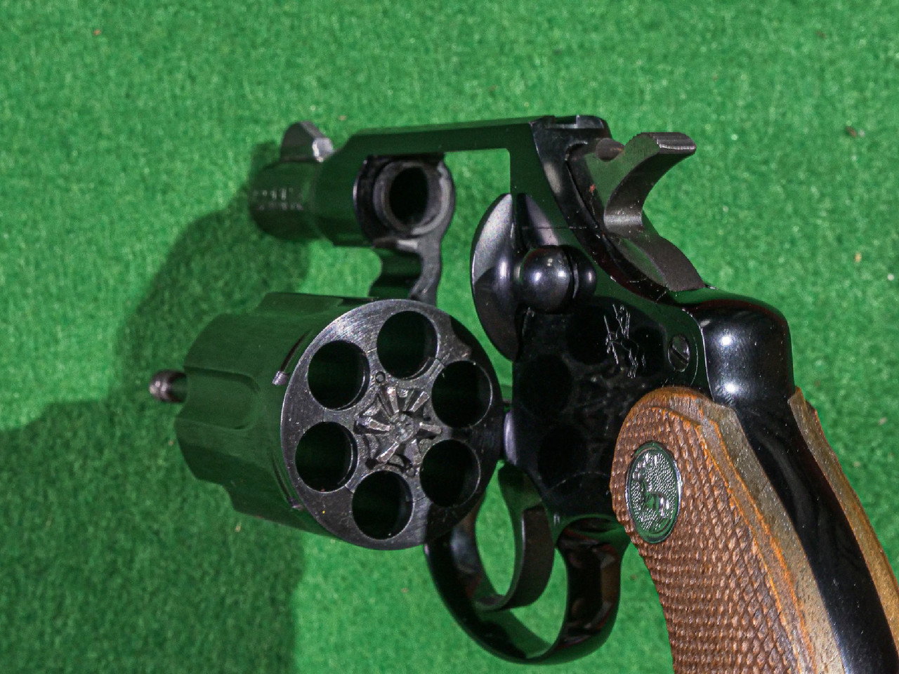 Colt - Cobra, Blued Finish, .38 Special. 2