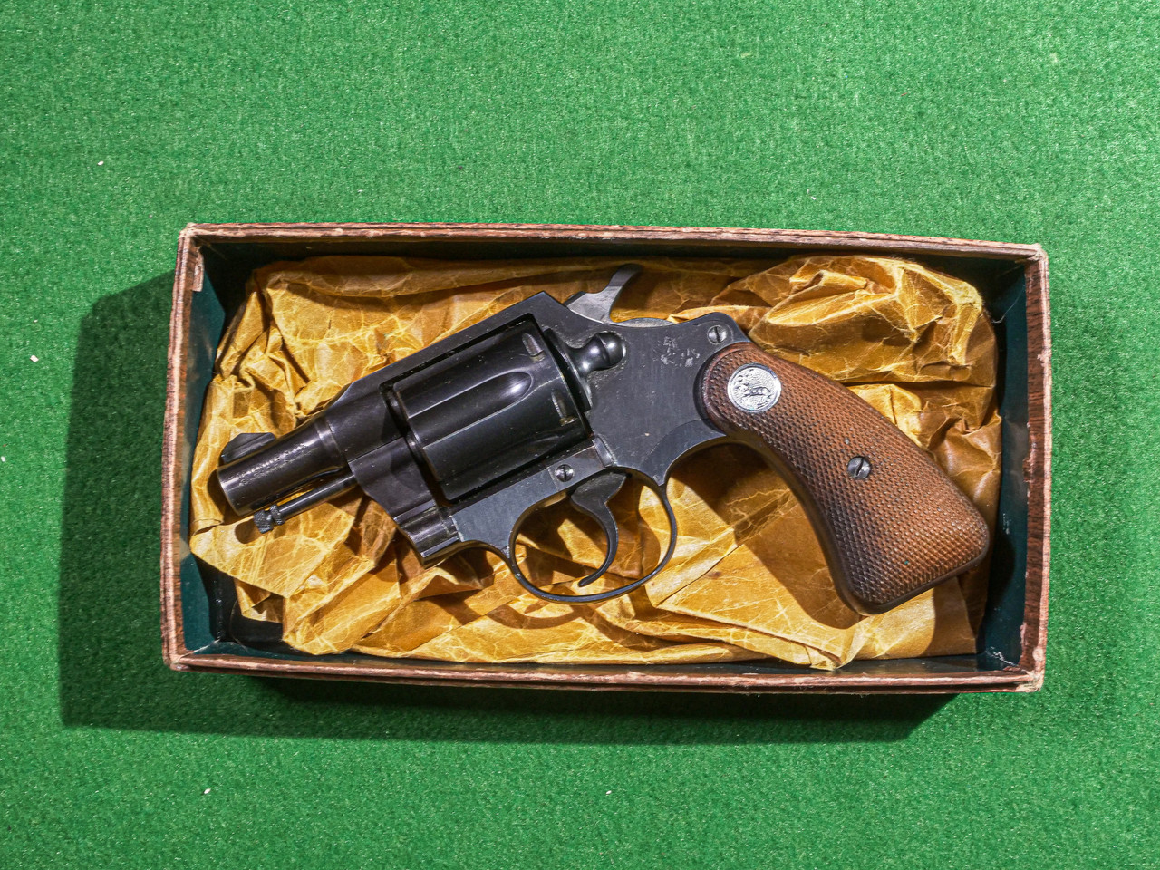 Colt - Detective Special, Blued Finish, .32 New Police. 2
