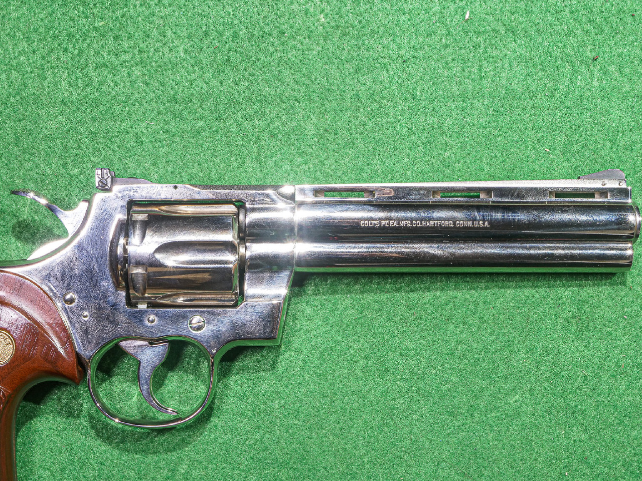 コクサイ　COLT 357 MAGNUM PYTHON 6インチ Colt - Python, Shiny Nickel Finish, .357 Magnum. 6