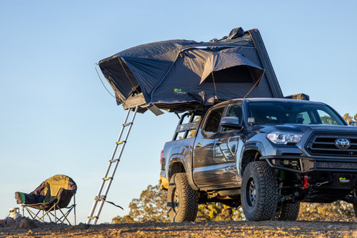 Nomad 1300 Hard Shell Rooftop Tent