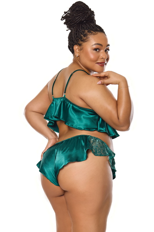 Plus Size Luxuriant Green Bralette & Panty Set image 4