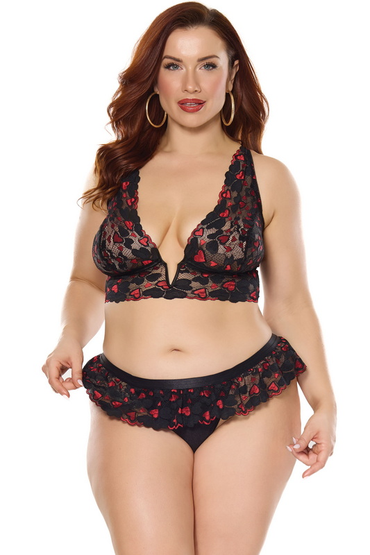 Plus Size Heartbreaker Red & Black Bralette Set image 1