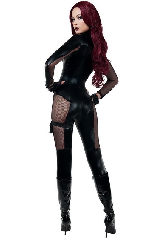 Avenging Assassin Costume Blowout Deal image 2