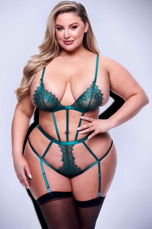 Plus Size Green Forget Me Not Lace Gartered Lingerie Teddy