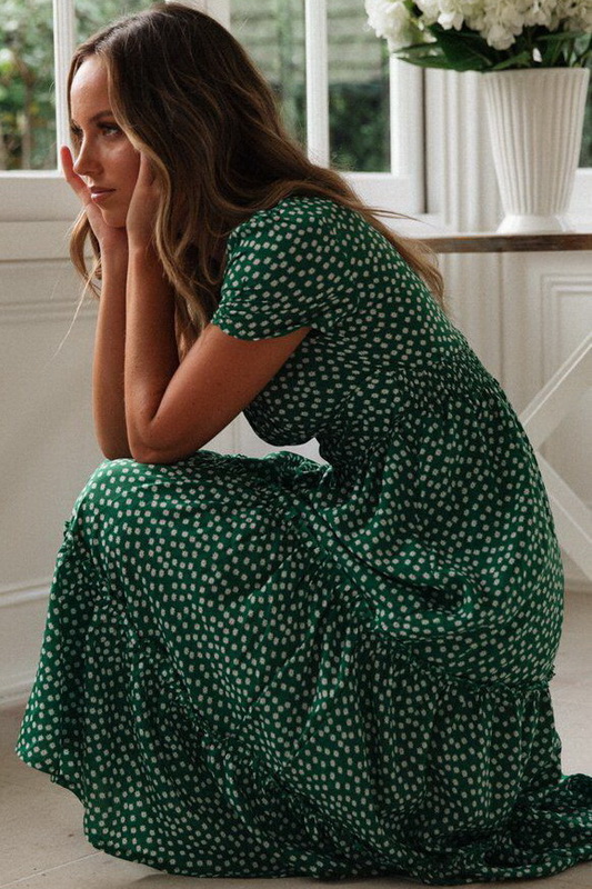 Green Vintage Puff Sleeve Dress image 3