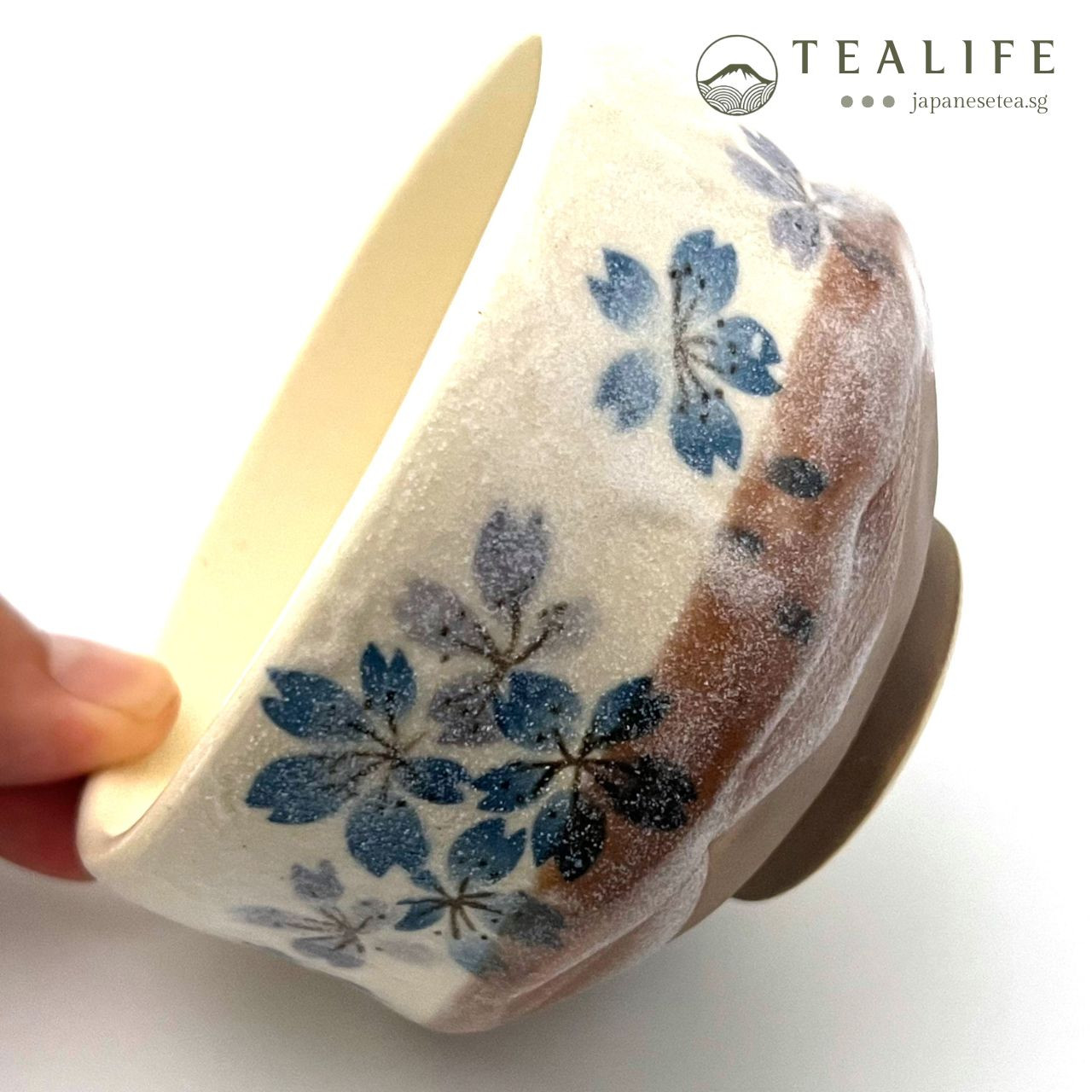 Tealife | Mini white Matcha Bowl Blue Sakura Design