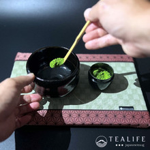 Scoop of Matcha powder of Aoarashi (Matcha) by Marukyu Koyamaen (100g bag)