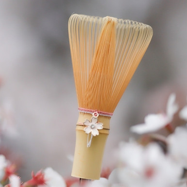 SUIKAEN 高山茶筅 Emi Suikaen: Chasen Matcha Whisk, Laughter (Blue Emi, 笑