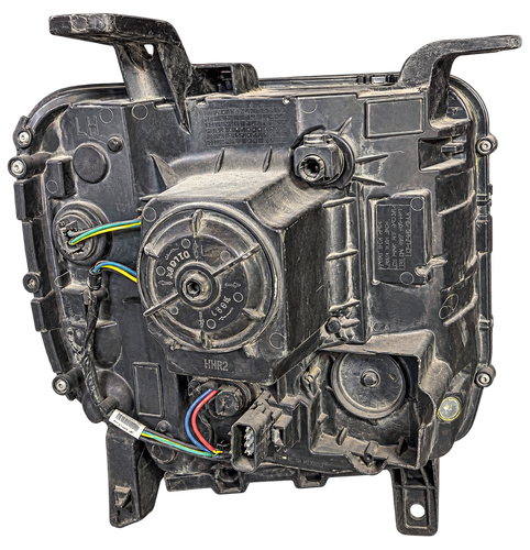 2014–2015 GMC Sierra LH headlight