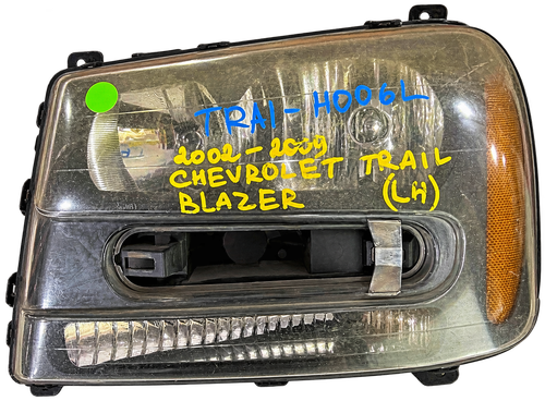 2002–2009 Chevy TrailBlazer LH Driver Headlight Assembly