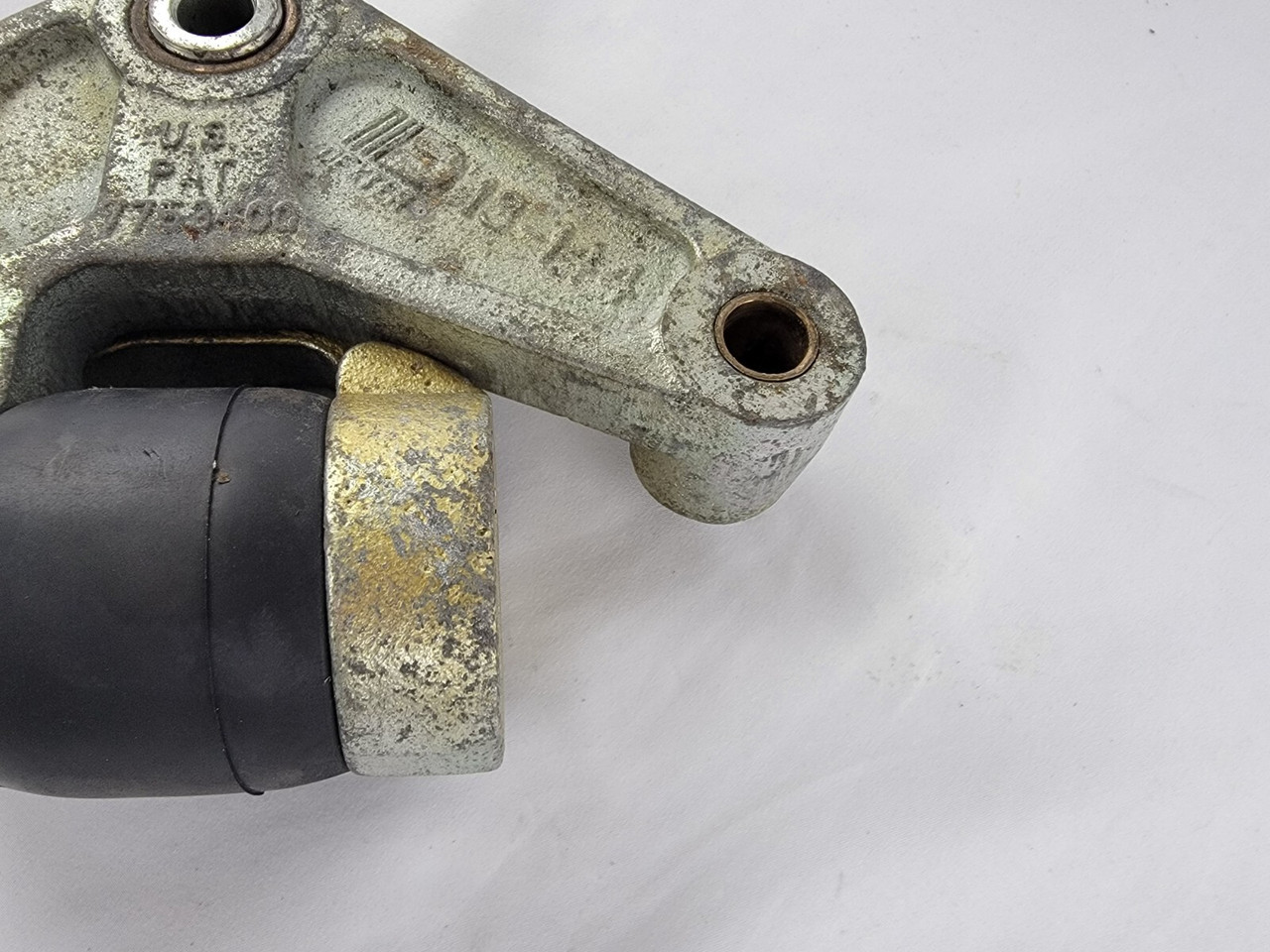 Dexter Heavy Duty EZ Flex Equalizer Rubber Double Eye Spring Suspension 13-144