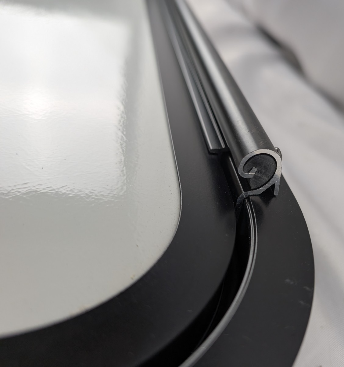 Lippert LCI 34" x 19" RV Baggage Compartment Access Door Hatch Heartland Camper