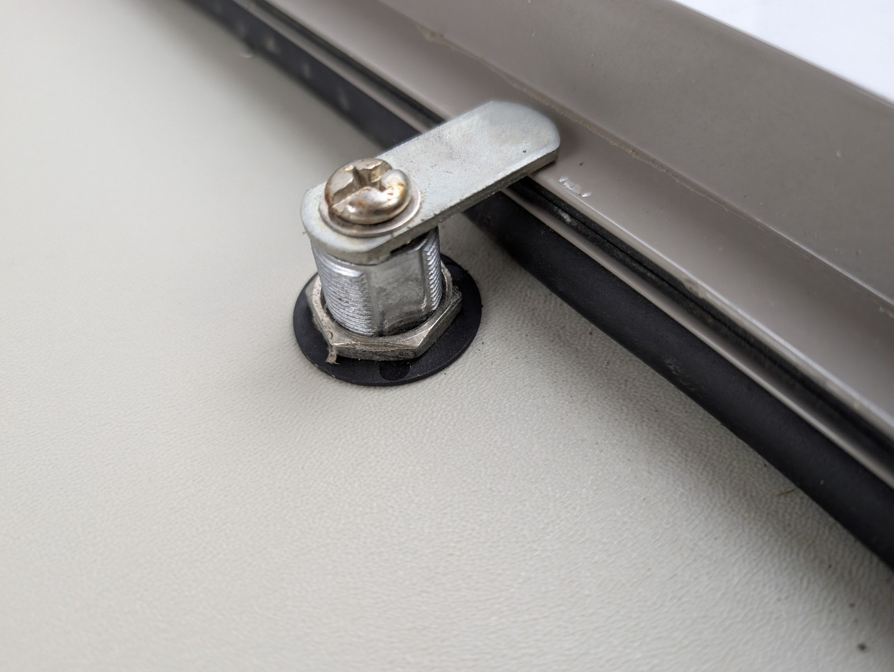 Challenger 36" x 20" RV Baggage Compartment Access Door Hatch Coachmen Camper