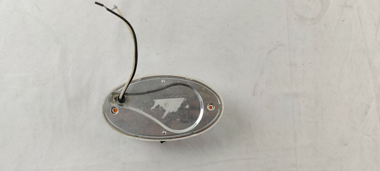 Optronics 12V Oval Amber Porch Light W/ Switch Utility RV Camper White RVPL7A